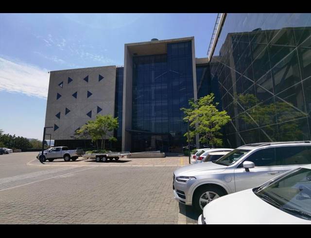 BUSINESS PROPERTY TO RENT IN LYNNWOOD GLEN